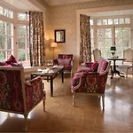 Relais & Chateaux Landgoed Het Roode Koper Otel Ermelo